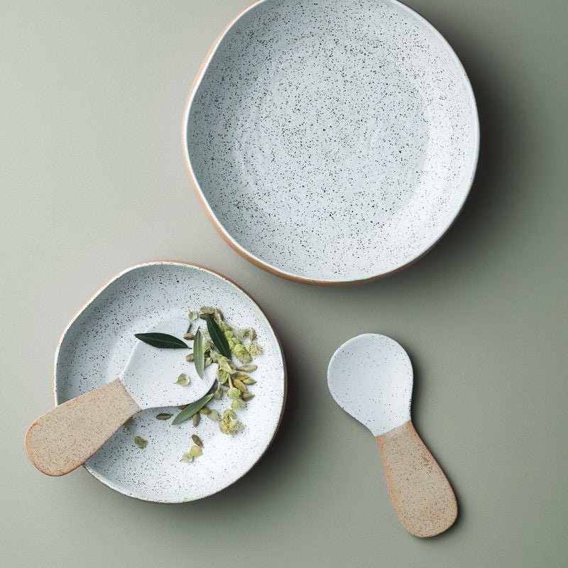 Robert Gordon Bowl Garden to Table - 29lines