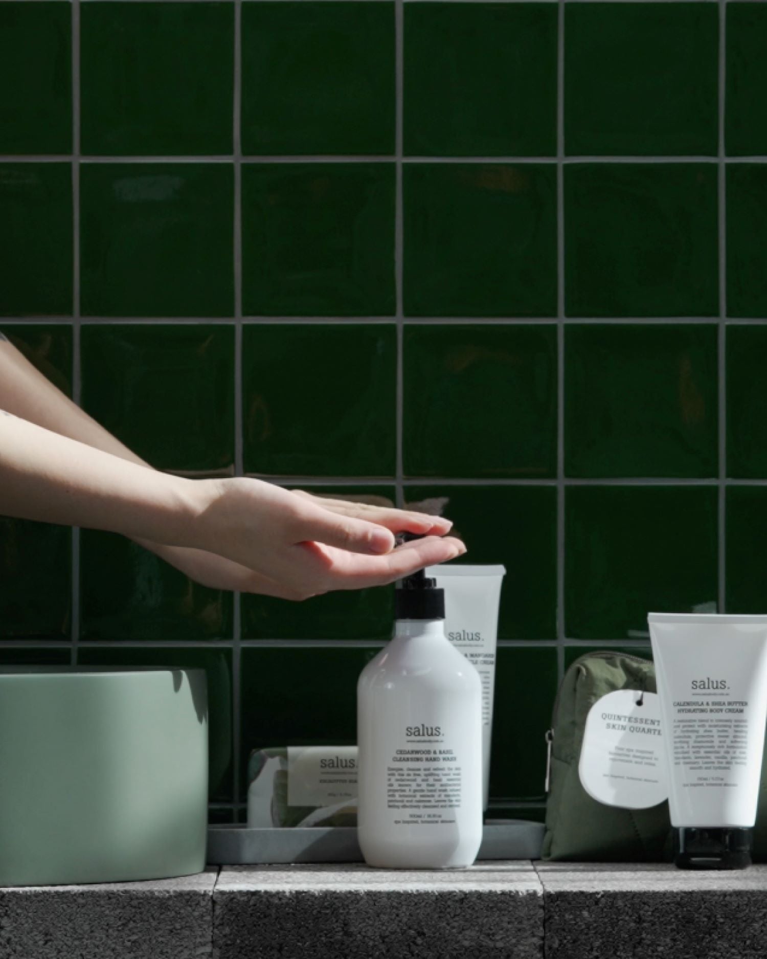 Salus Quintessential Skin Quartet – Hand & Body Care Set - 29lines