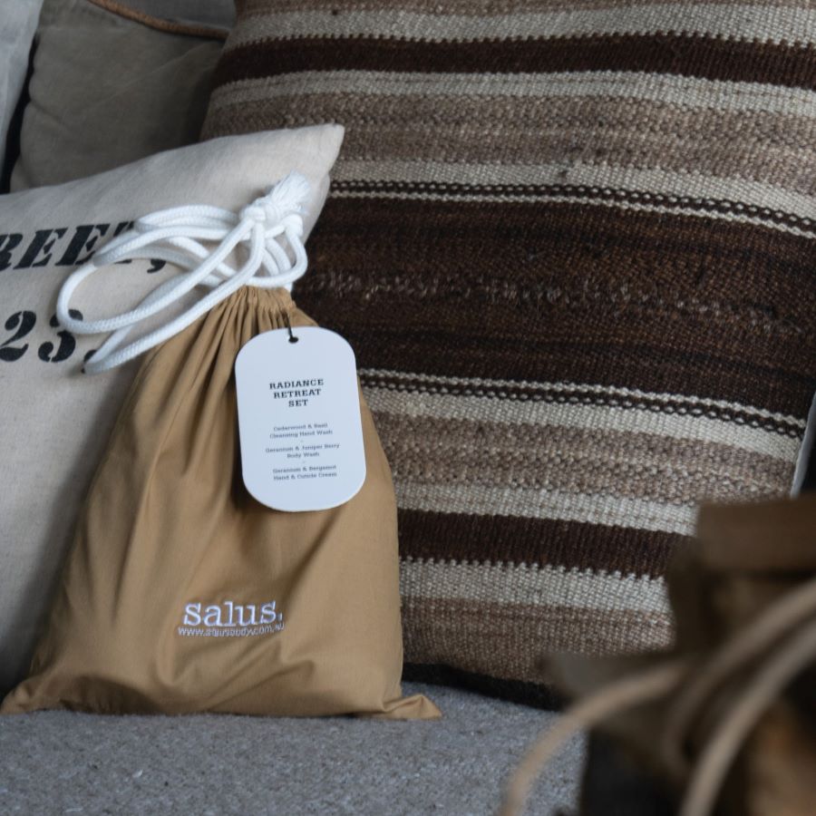 Salus Radiance Retreat Set - Luxury Self - Care Set - 29lines