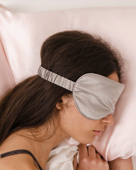 Silk Magnolia Eyemask with Travel Pouch - 29lines